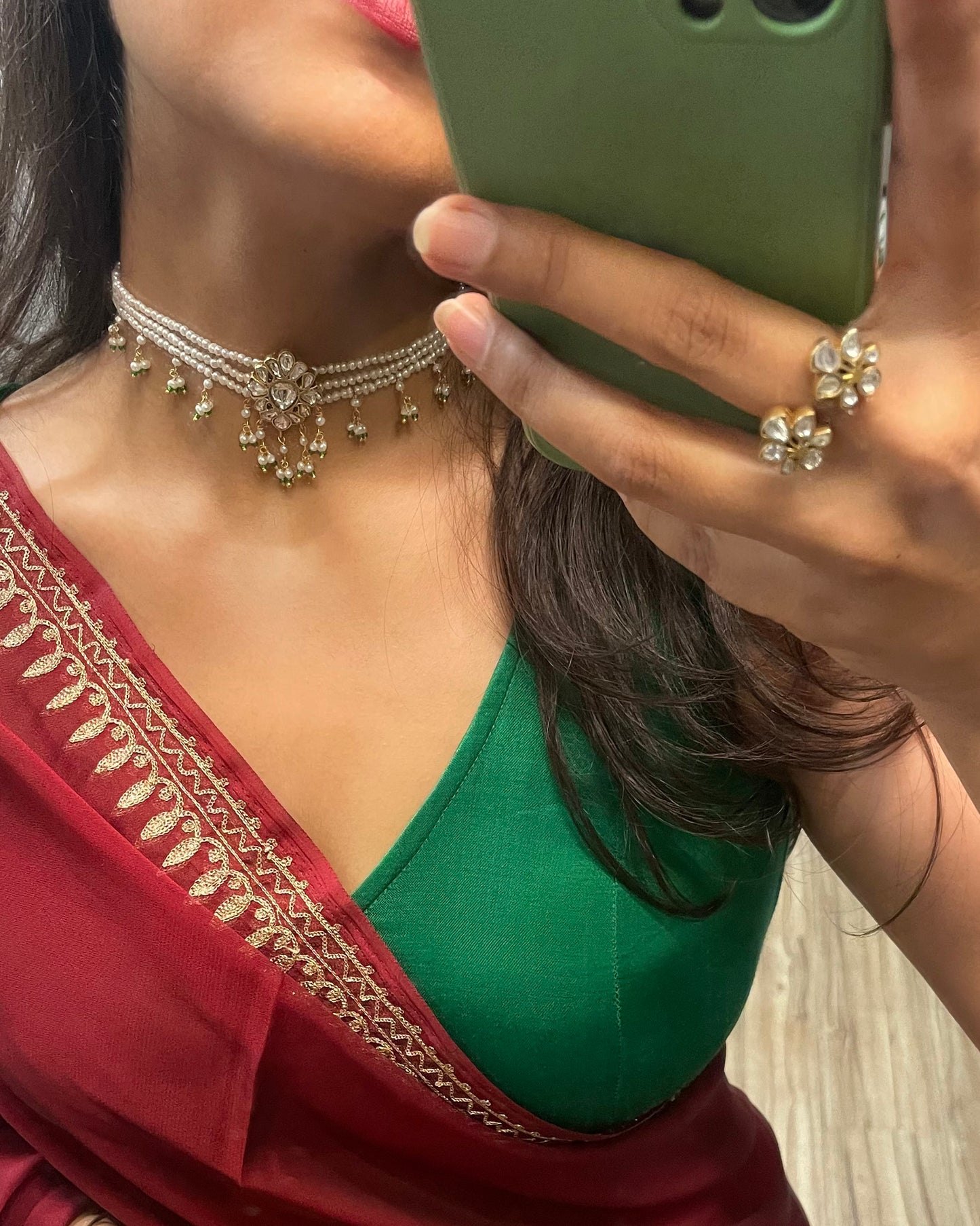 Charu Pearl Choker