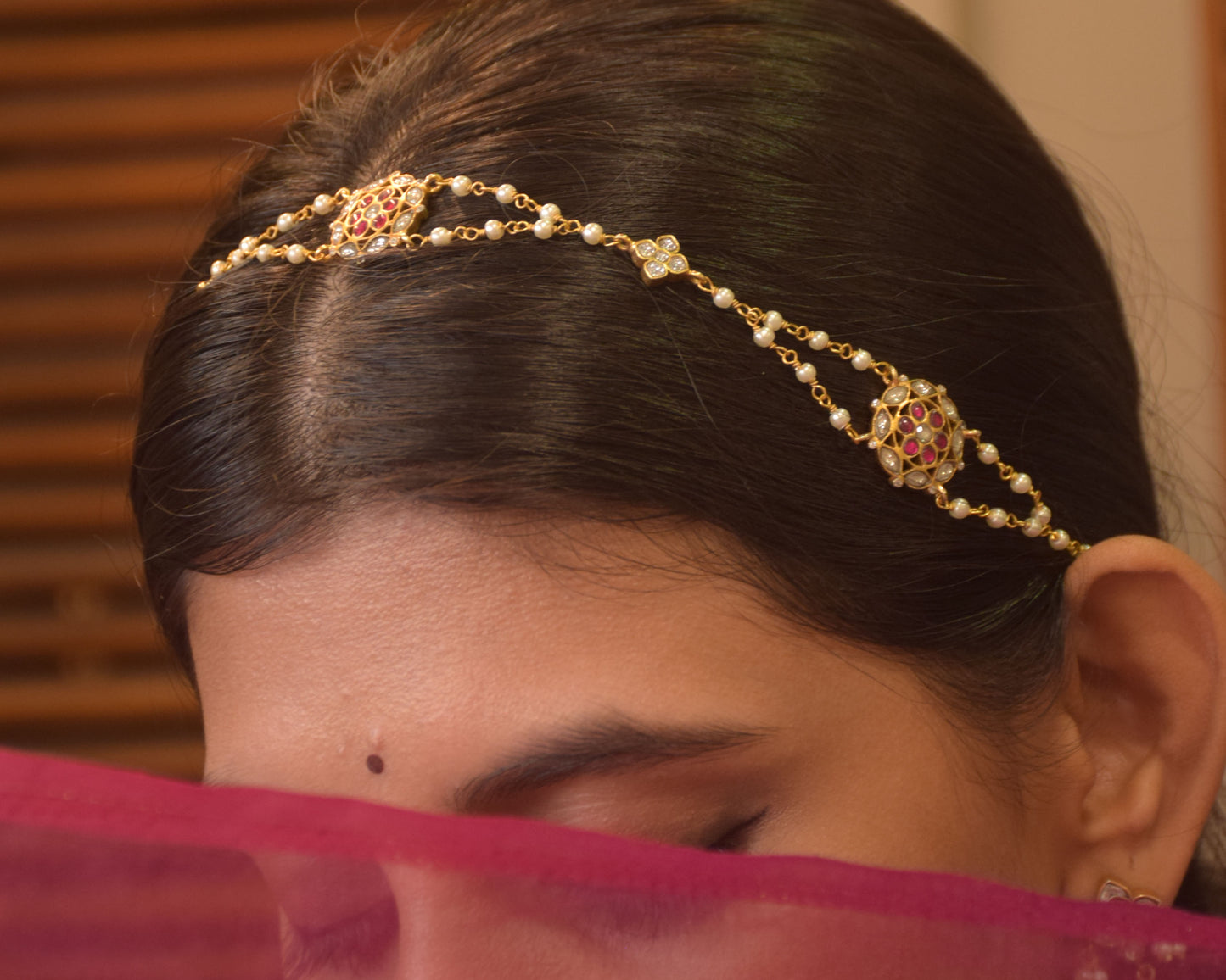Bridal-inspired mattha patti in sterling silver with gold polish, featuring detailed jadau craftsmanship and freshwater pearls.Pure 925 Silver Jewelry
92.5 Fine Silver Jewellery
high-quality 92.5% pure silver items