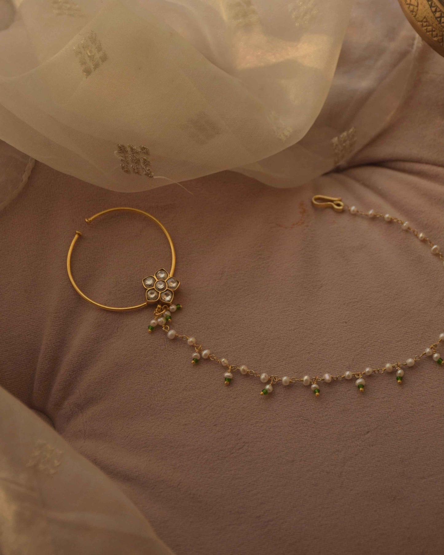 Lightweight 925 silver Shringaari Nath with gold plating, designed with fine Jadau stones for festive and wedding styling best silver jewellery , handmade in India
crafted in pure 92.5 sterling silver