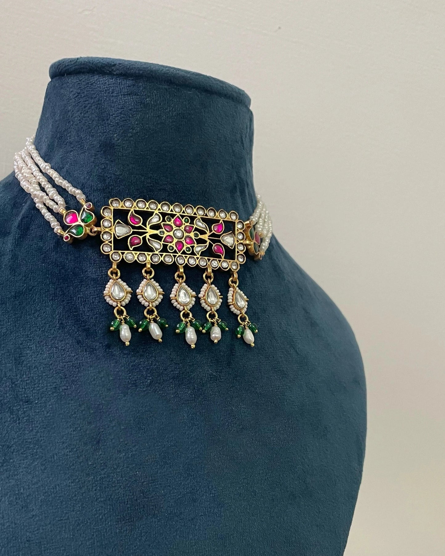 Aayat Jadau Choker