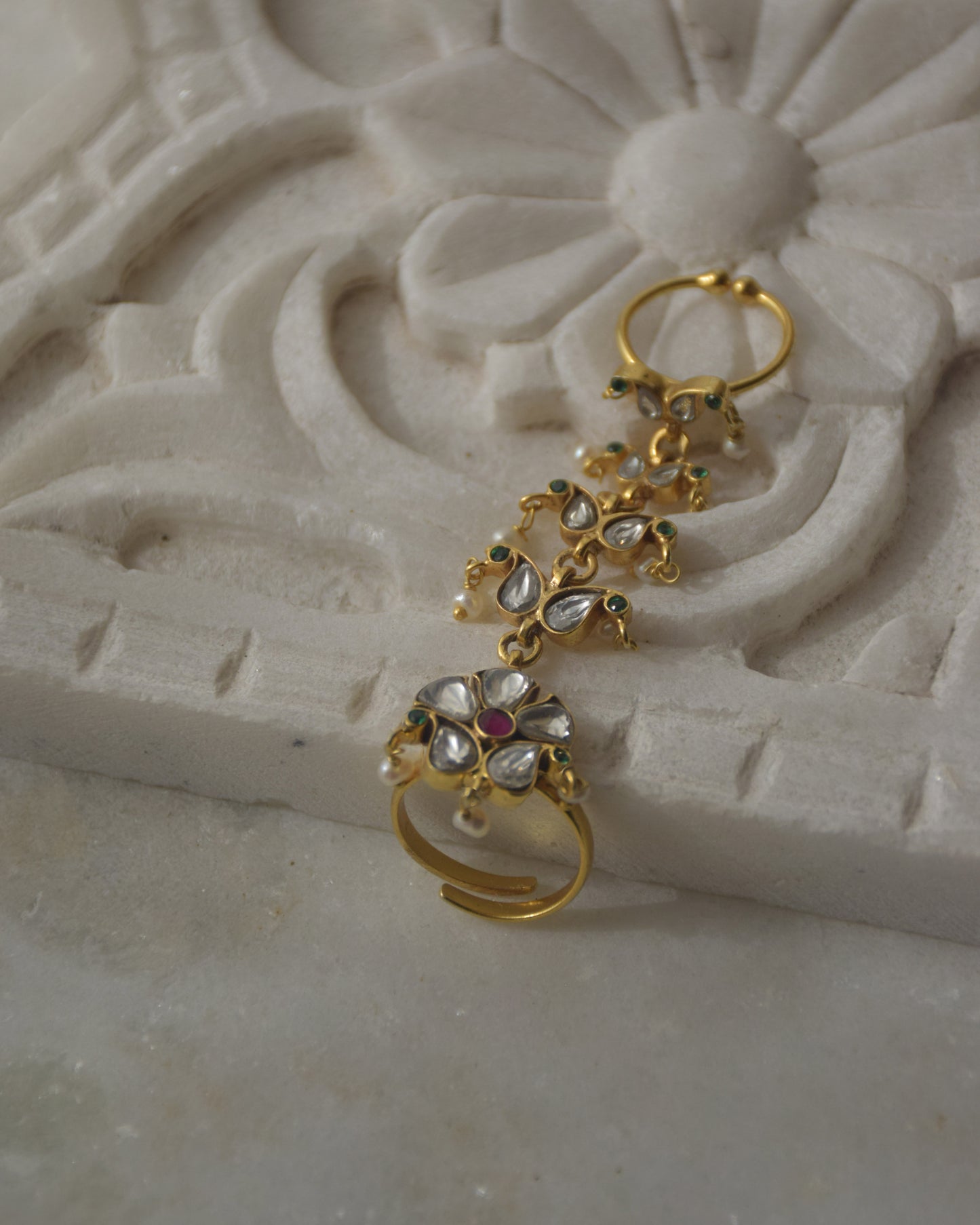 Vanya Finger Ring