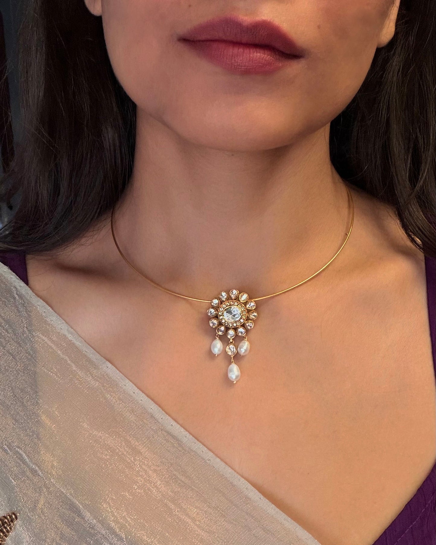 Taarika Pendant with Hasli