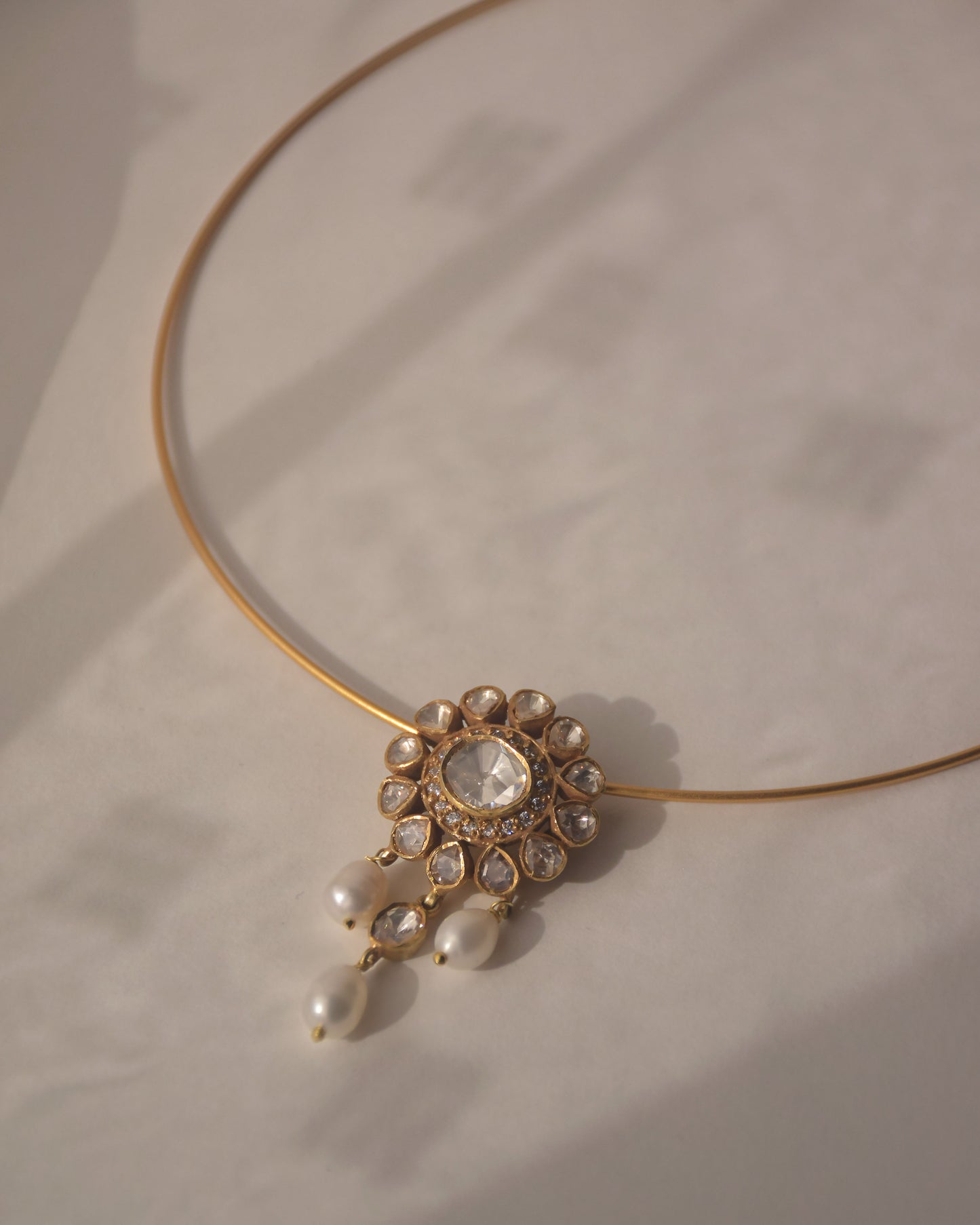 Taarika Pendant with Hasli