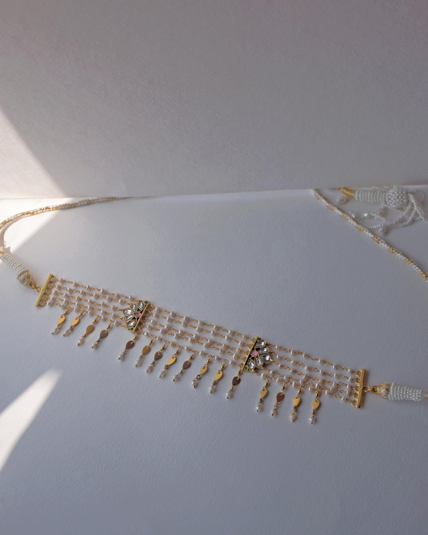 Aafreen Pearl Choker