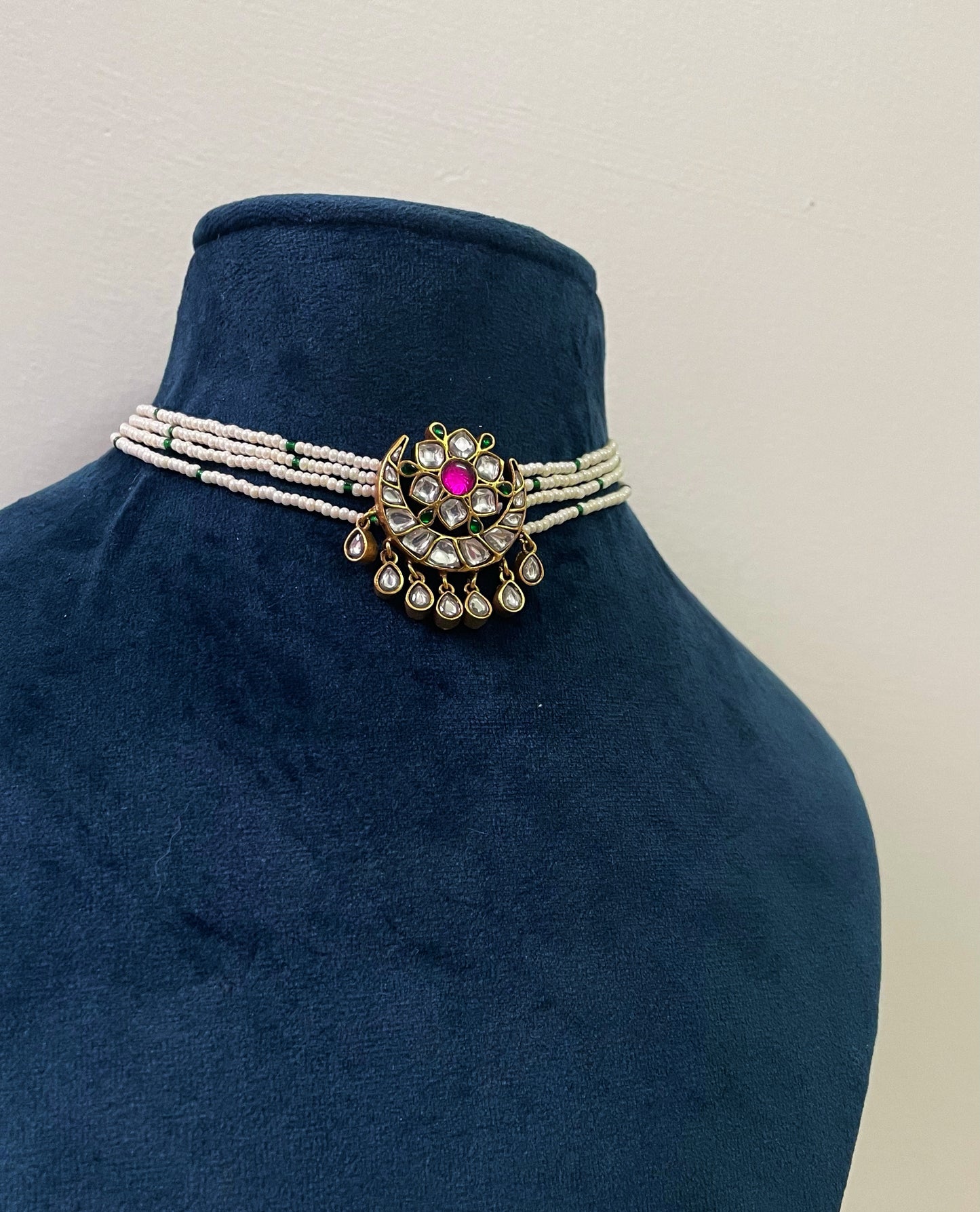 Chand Phool Choker