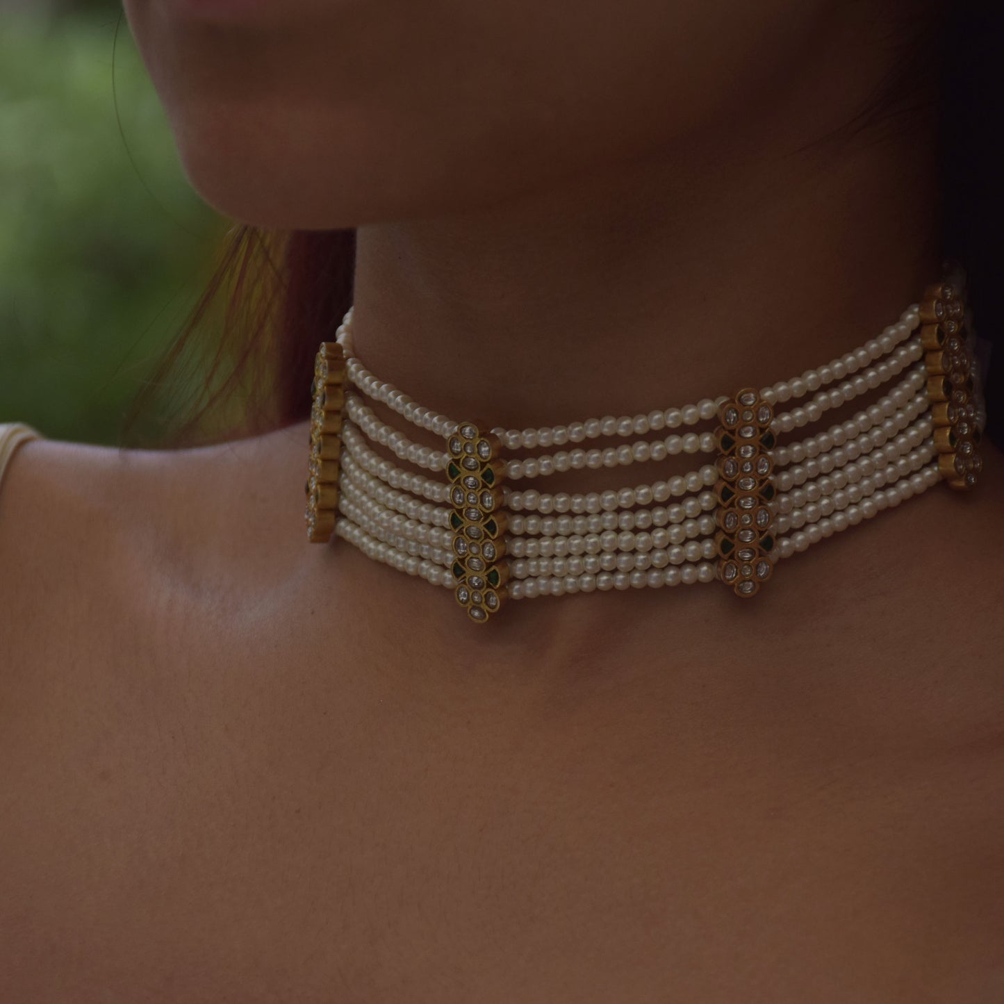 Raatrani Pearl Choker