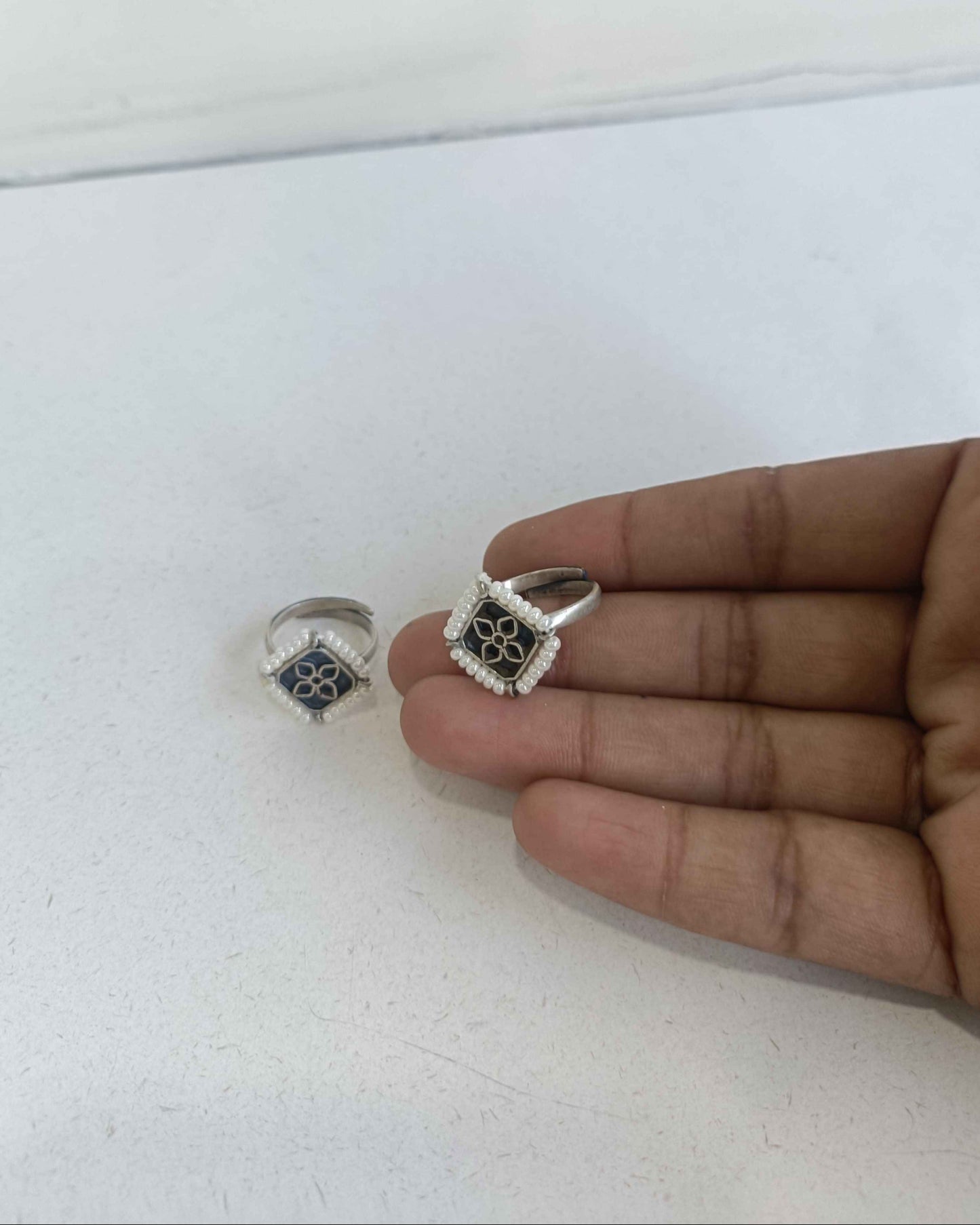 Pure 925 silver toe ring crafted with premium artisan finish