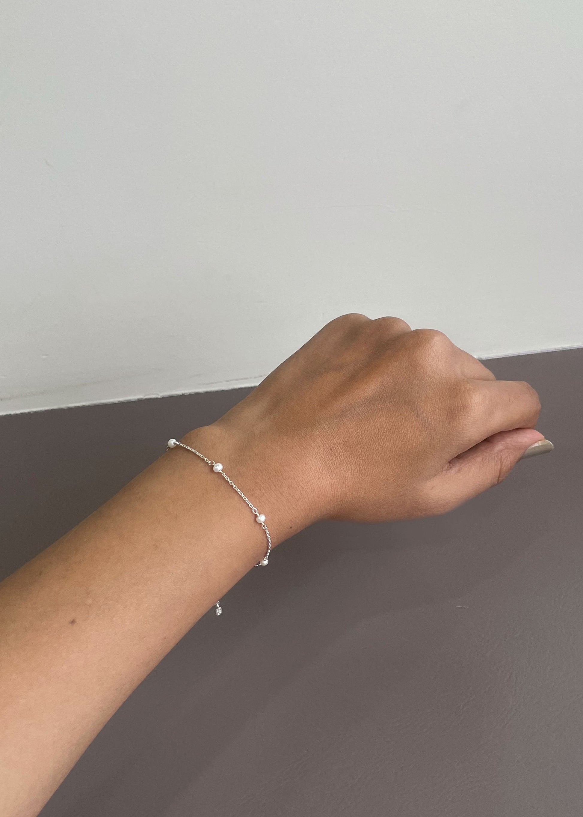 Premium handcrafted Freshwater Pearl bracelet with refined modern styling