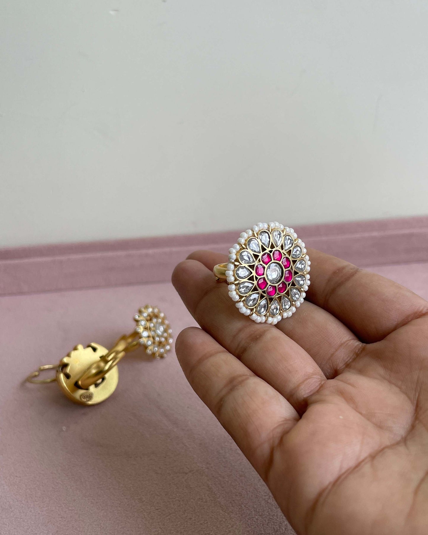 Mannhari Statement Ring