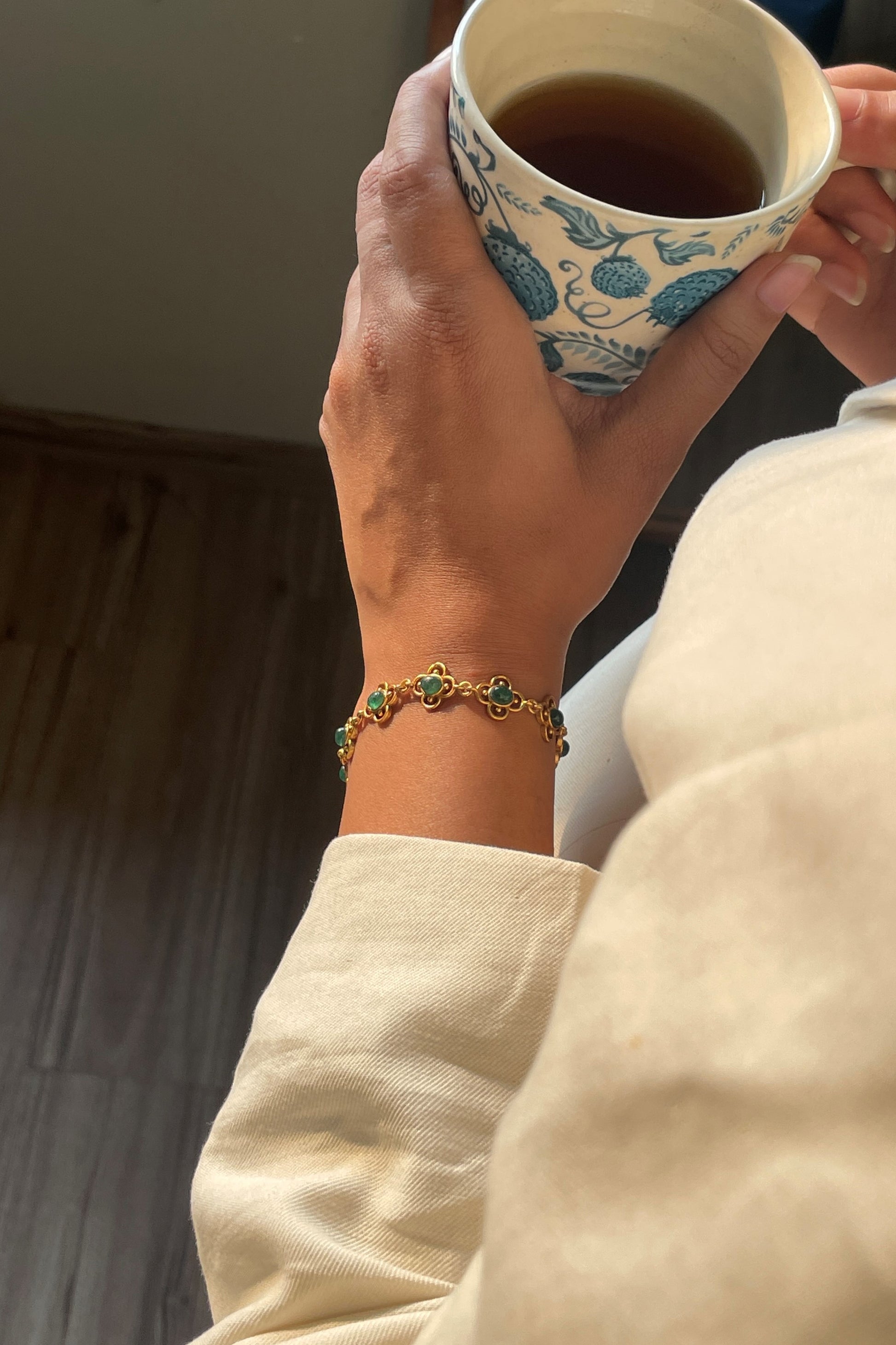 Classic Indian bracelet in sterling silver with rich 22K gold plating, simple yet elegant.