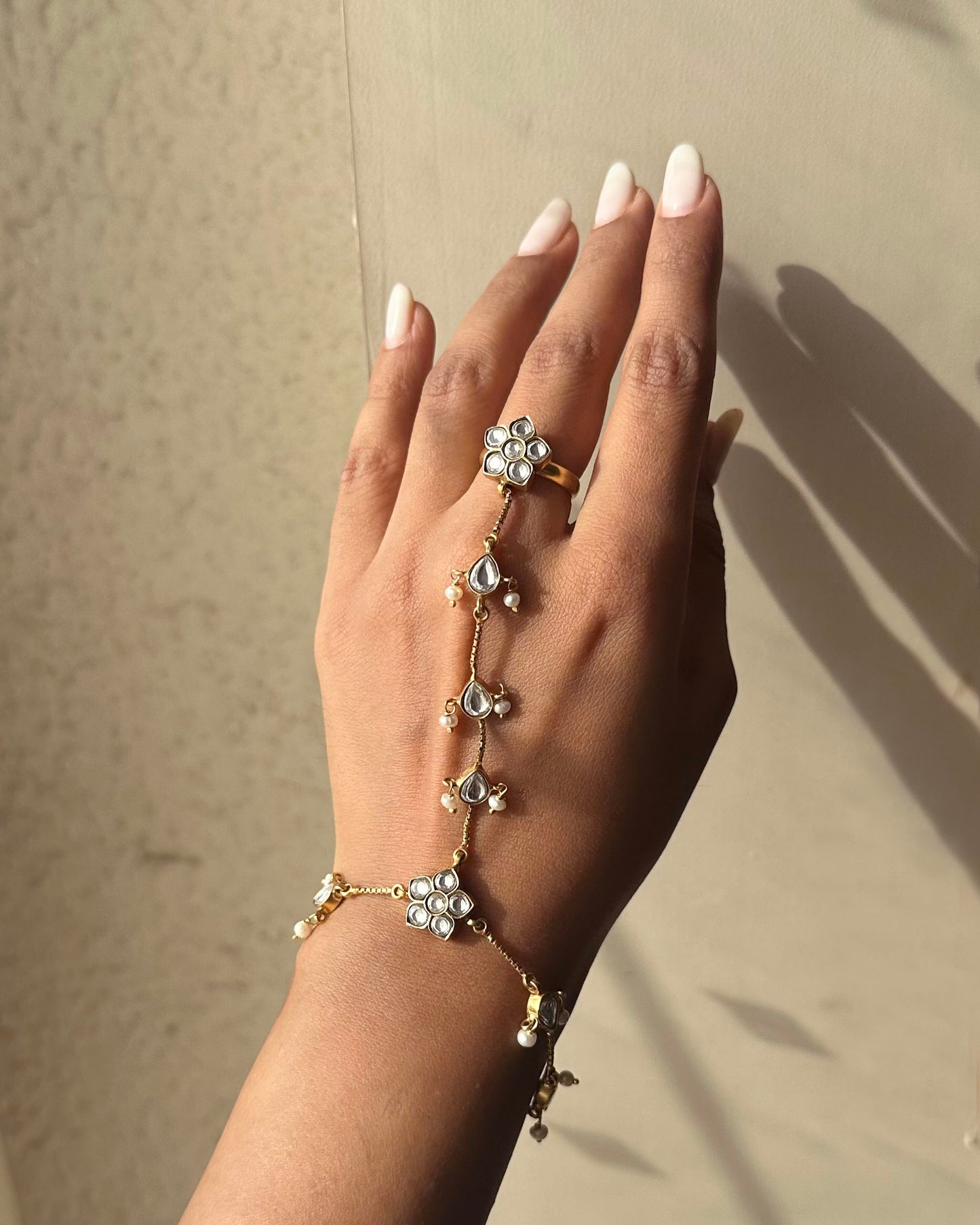 Traditional Nuvi Jewels kundan jadau haathphool made in sterling silver with heritage craftsmanship