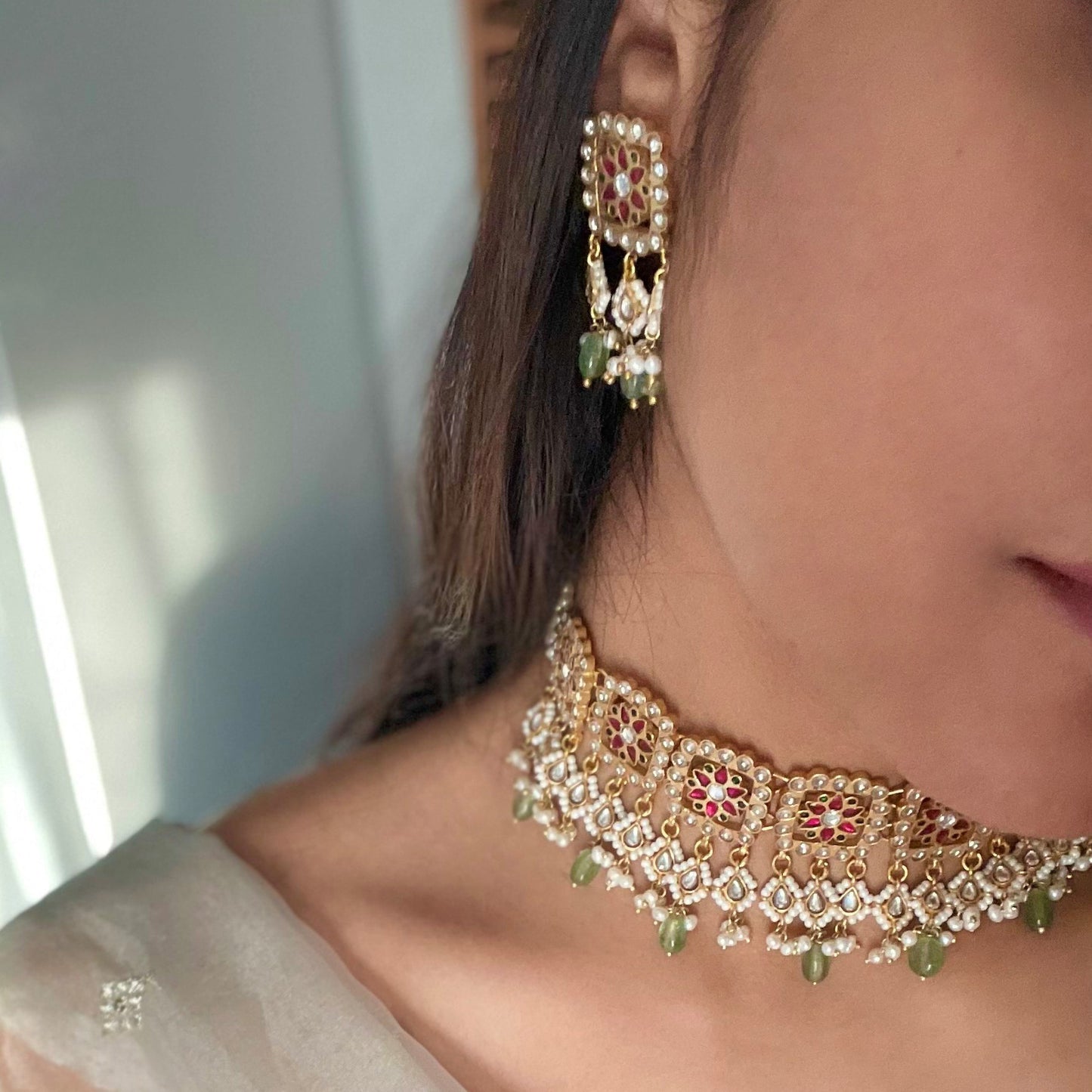 Gulmohar Jadau Choker